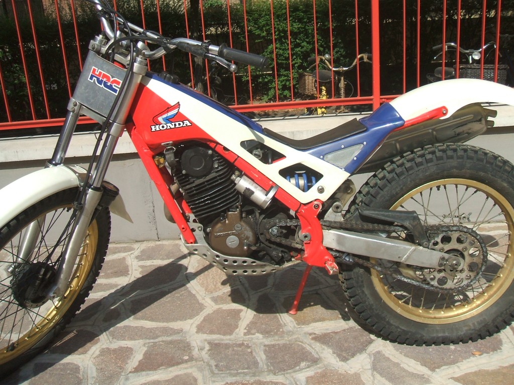 Mastercross - OFF-ROAD Bikes, HONDA RTL 250 1985 250 year 1985